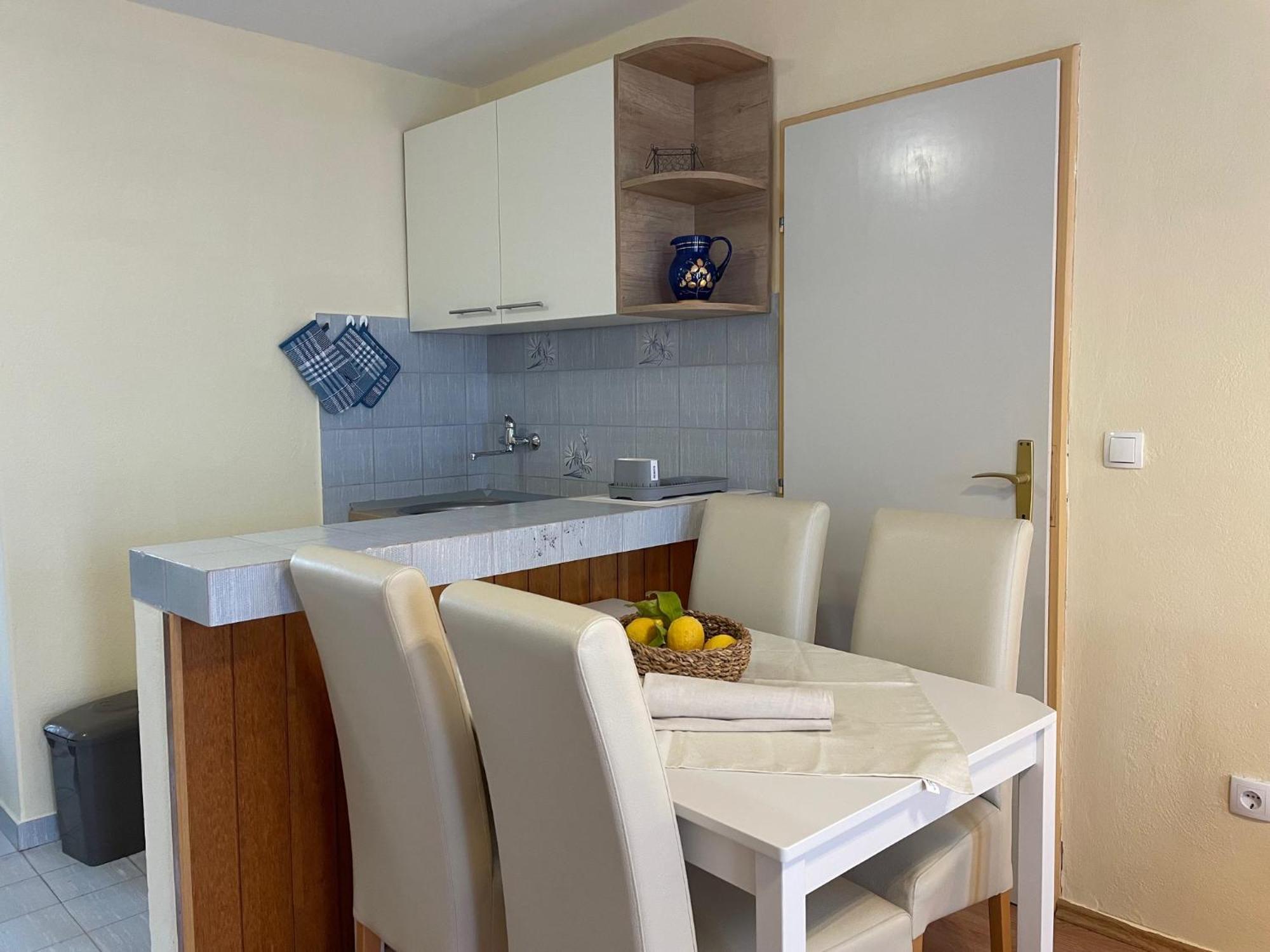 לומבארדה Apartments Ana By The Sea מראה חיצוני תמונה