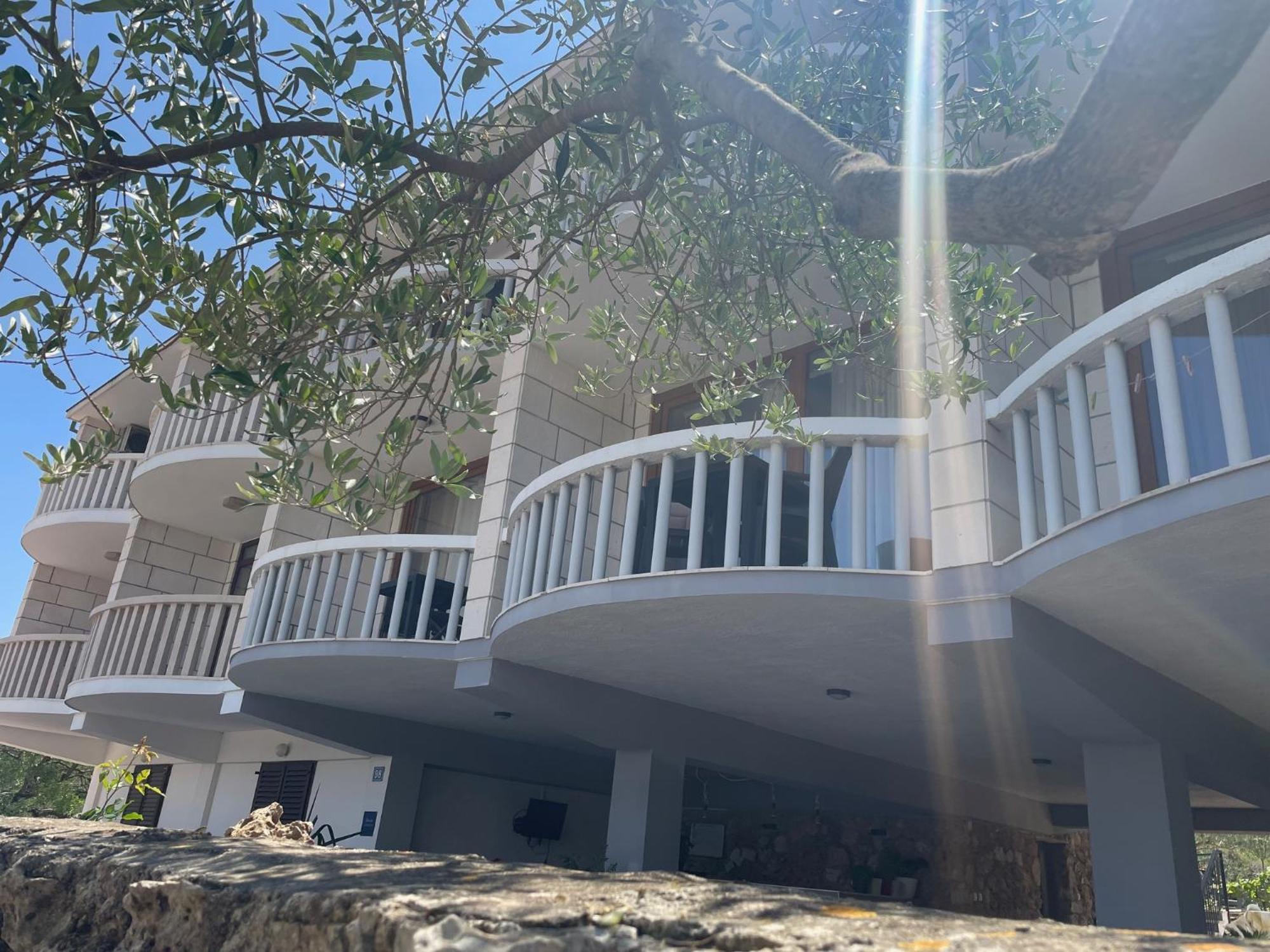 לומבארדה Apartments Ana By The Sea מראה חיצוני תמונה